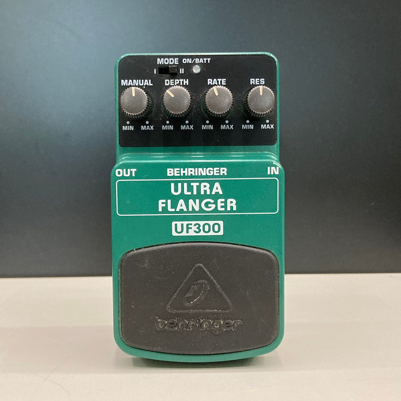 BEHRINGER ULTRA BASS Flanger - ギター