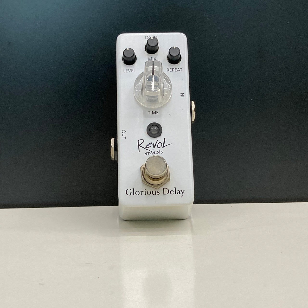 Revol Glorious Delay EDL-01 | UNISOUND BANGKOK กีตาร์ไฟฟ้า กีตาร์