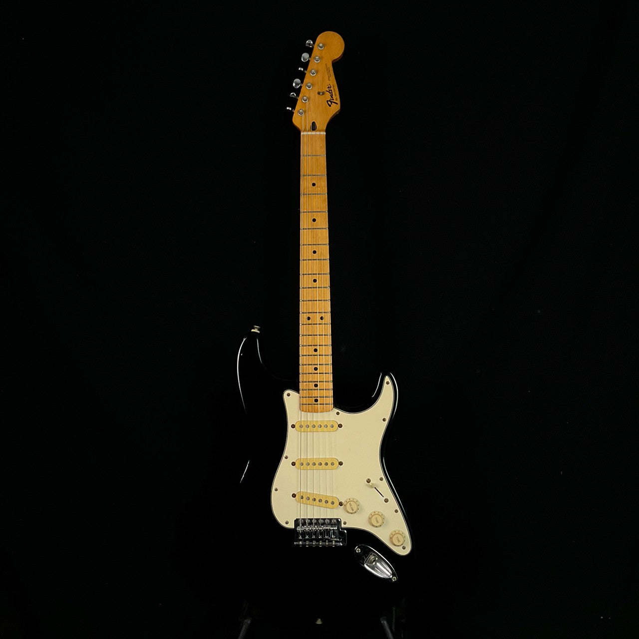 Fender Mexico Stratocaster Black MN | UNISOUND BANGKOK  エレキギター、中古ギター、中古ベース、サイアム スクエア