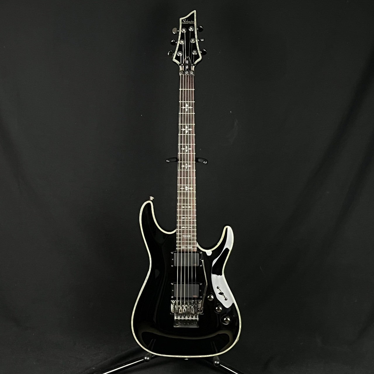 Schecter Diamond Series Hellraiser FR | UNISOUND BANGKOK กีตาร์ไฟฟ้า  กีตาร์มือสอง เบสมือสอง สยามสแควร์