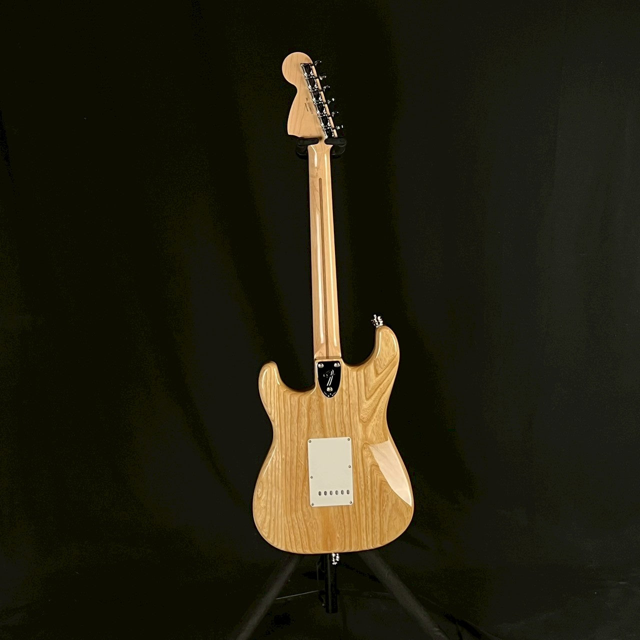 Fender Japan Traditional ll 70s Stratocaster 2023