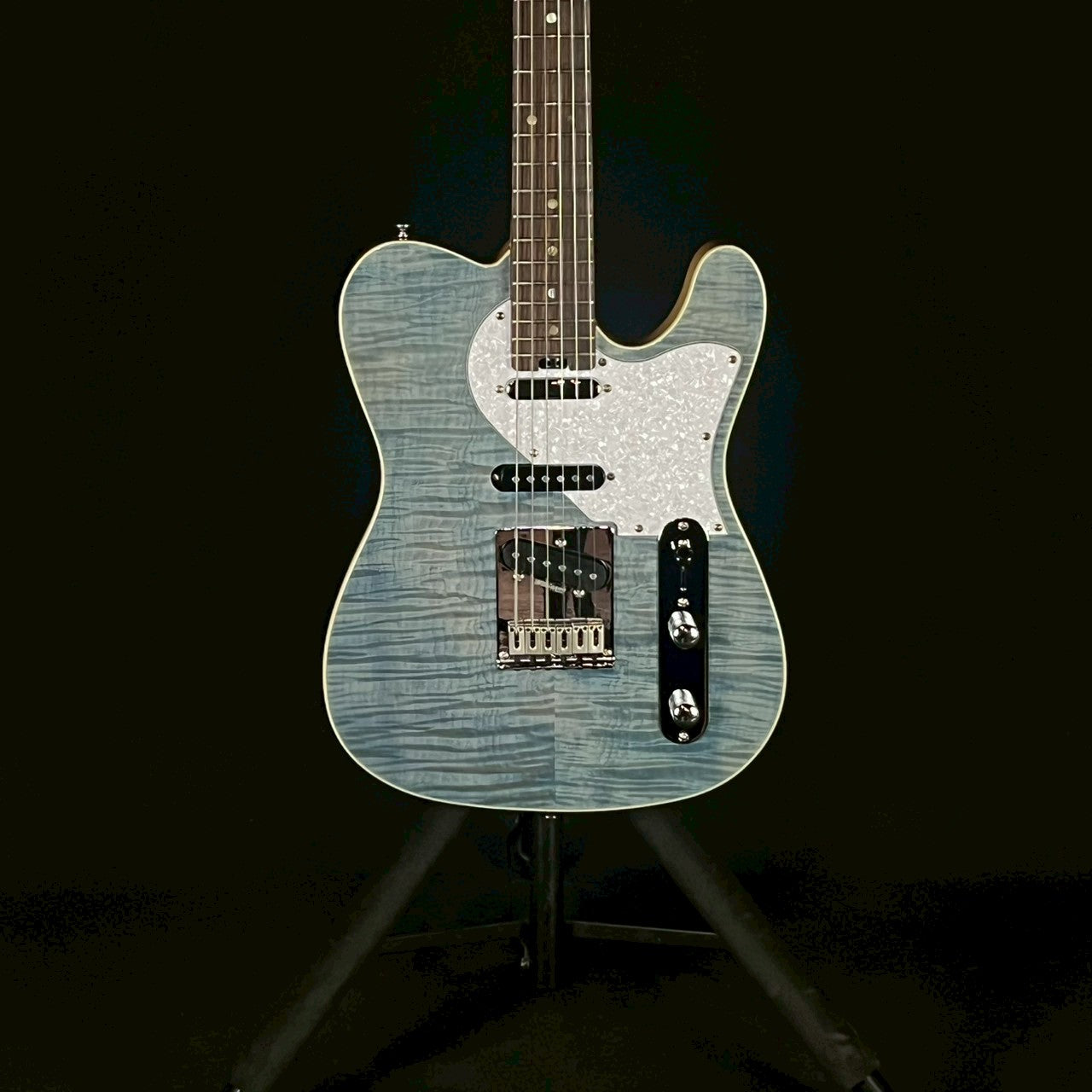 Aria Pro II 615-AE200