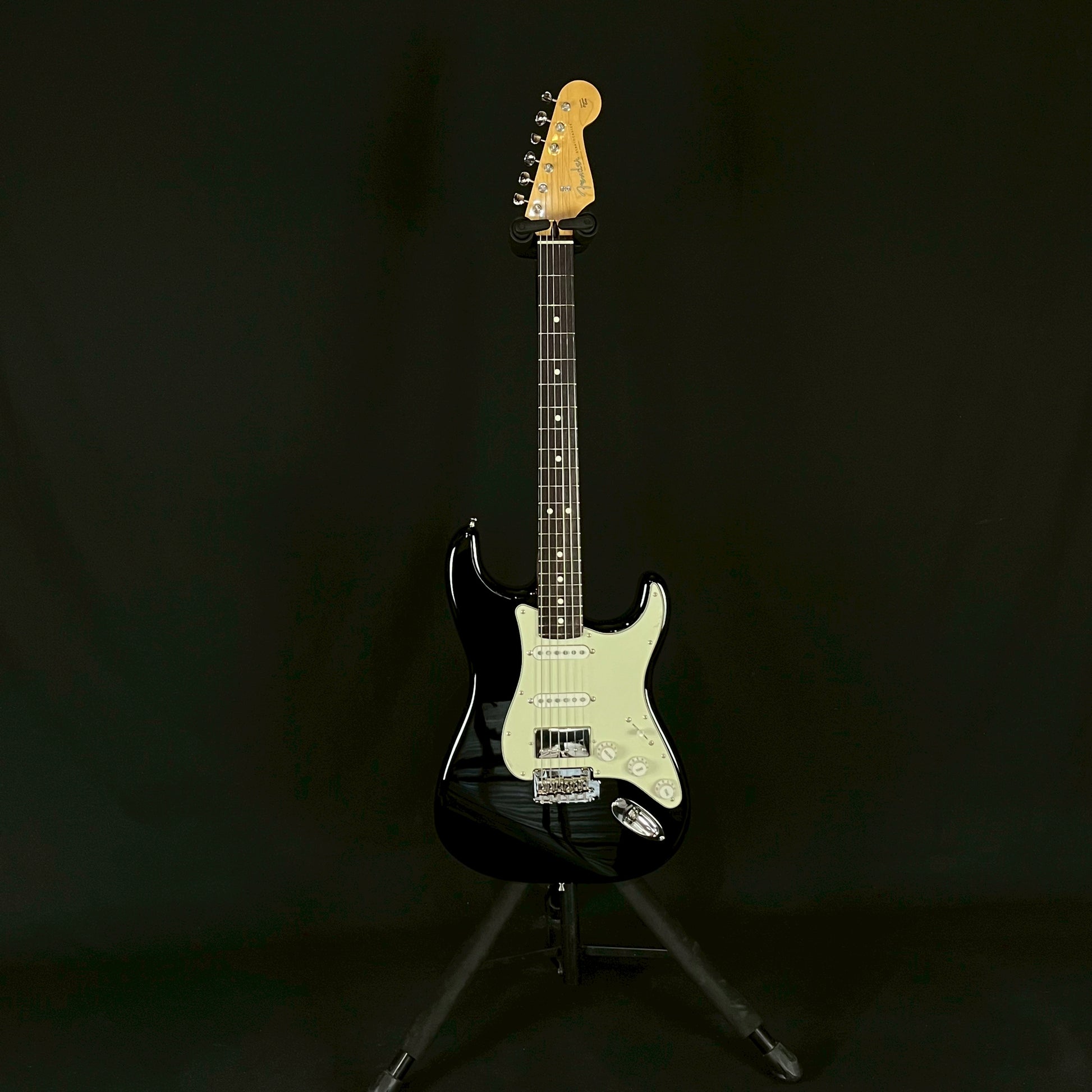Fender Japan 2024 Collection Hybrid II Stratocaster HSS