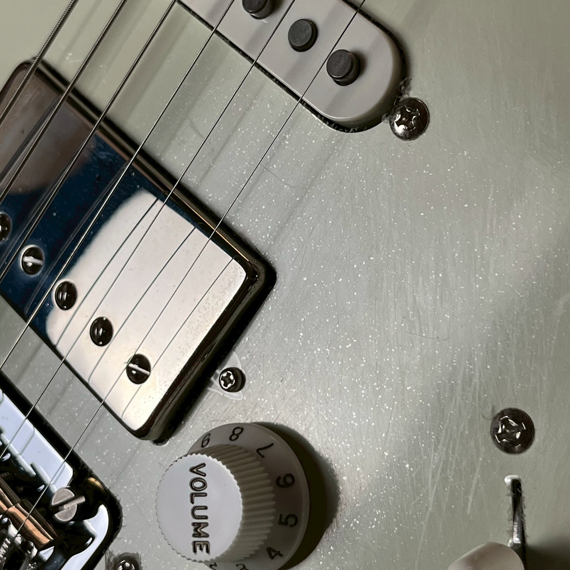 Fender Japan 2024 Collection Hybrid II Stratocaster HSS