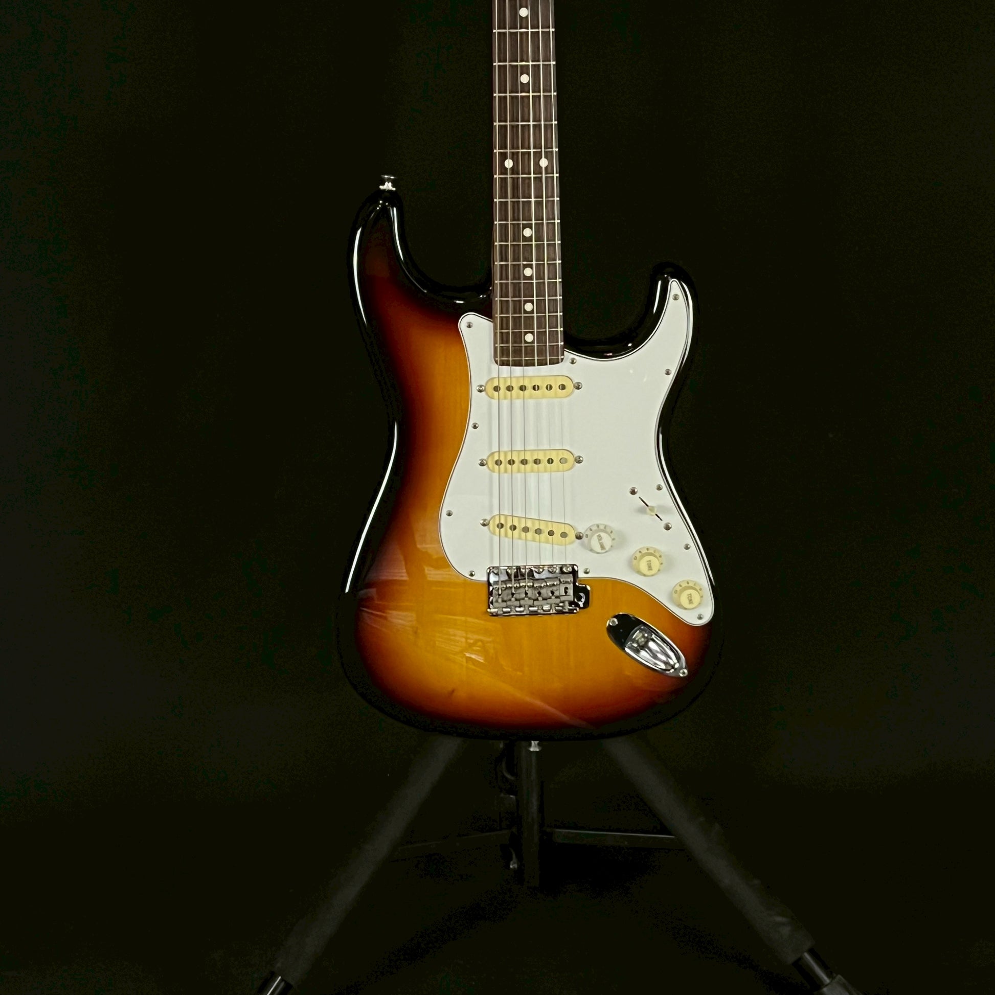 FGN Japan J-Standard Stratocaster