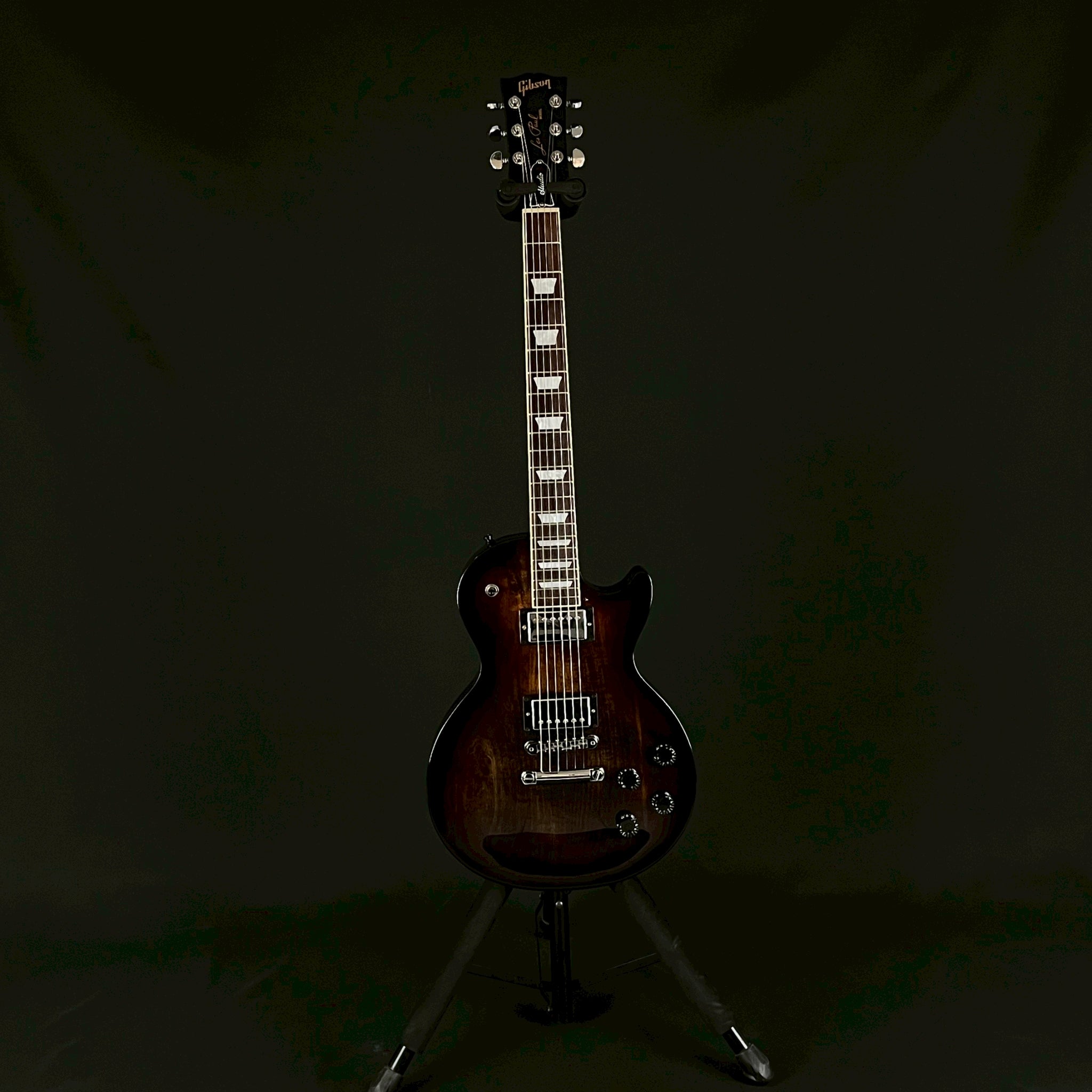 Gibson Les Paul Studio 2018 **คอร้าว**
