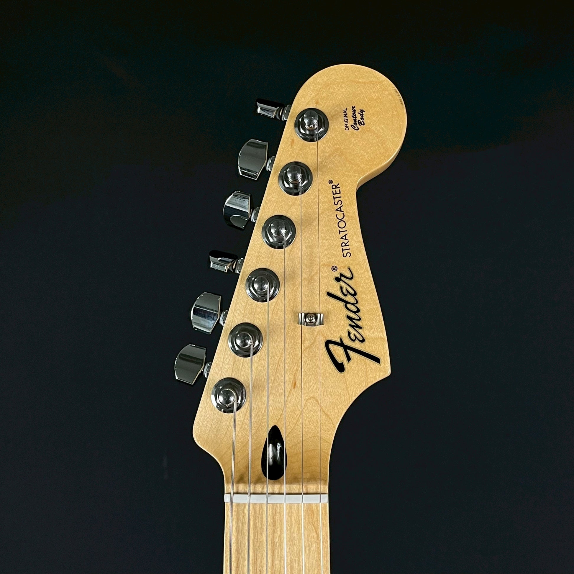 Fender Standard Stratocaster Plus Top 2017