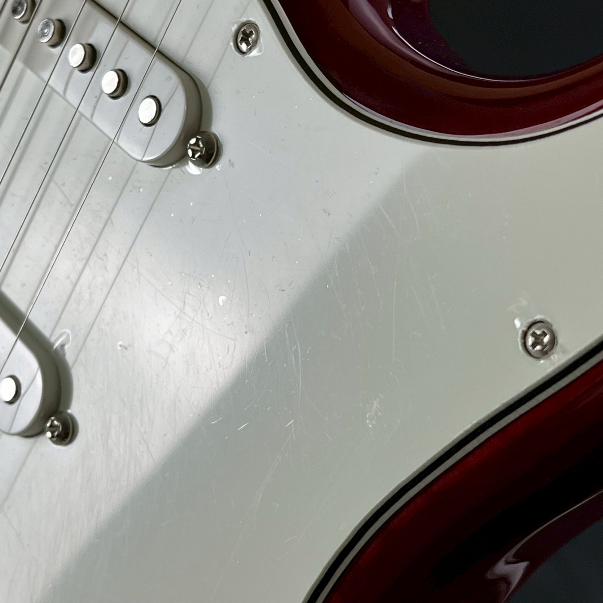 Fender Standard Stratocaster Plus Top 2017