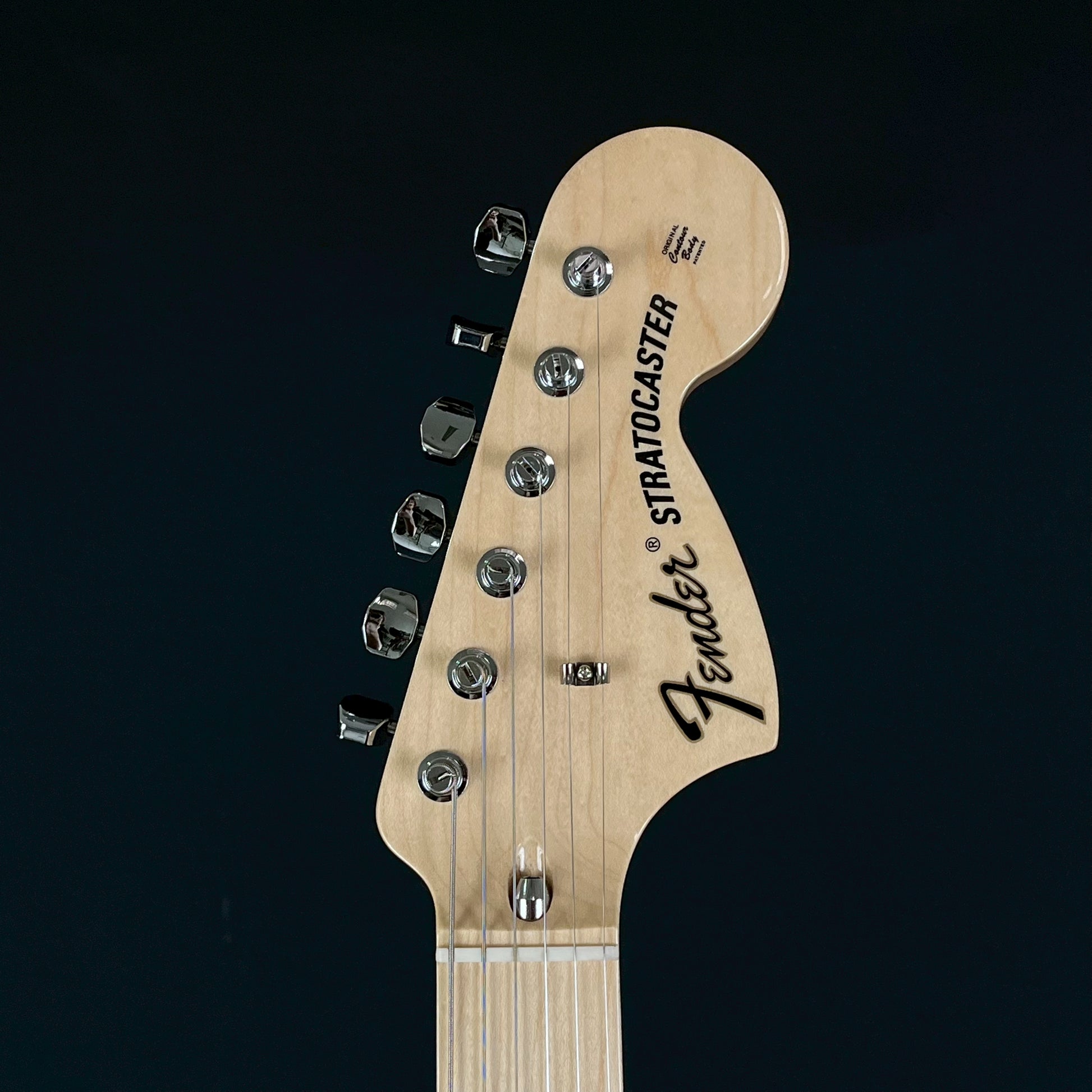 Fender Japan Traditional ll 70s Stratocaster 2023