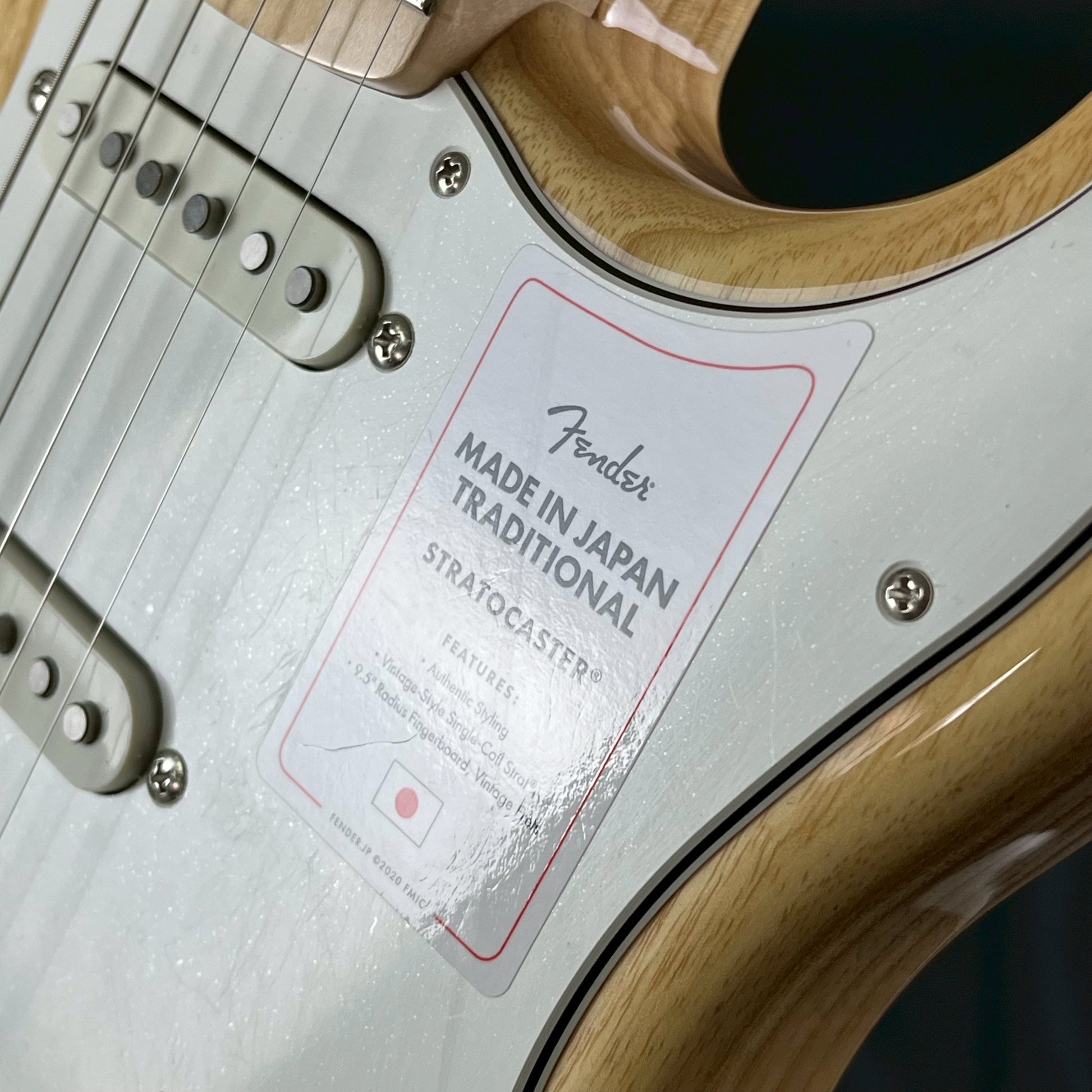 Fender Japan Traditional ll 70s Stratocaster 2023