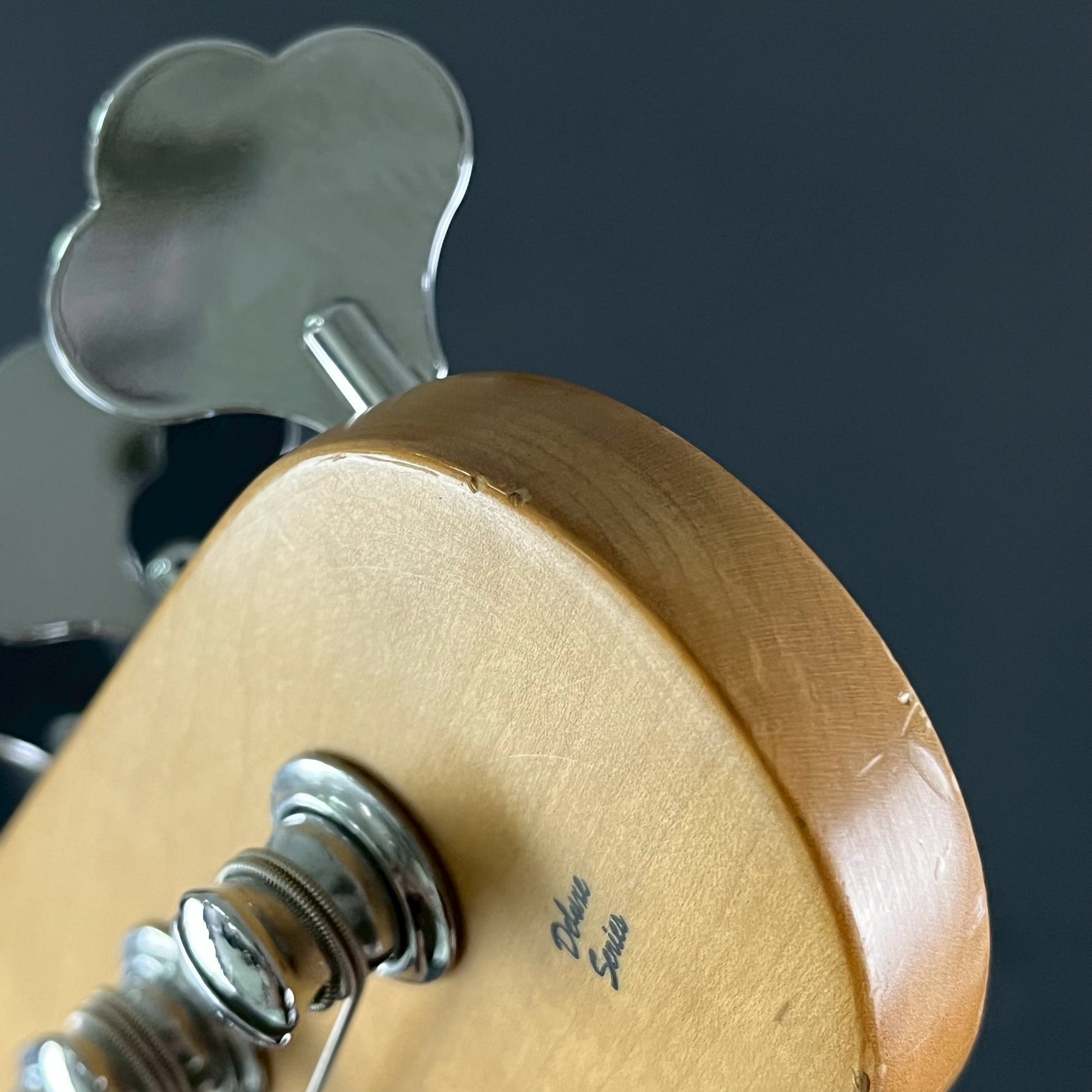 Fender Mexico Deluxe Active Jazz Bass 2011