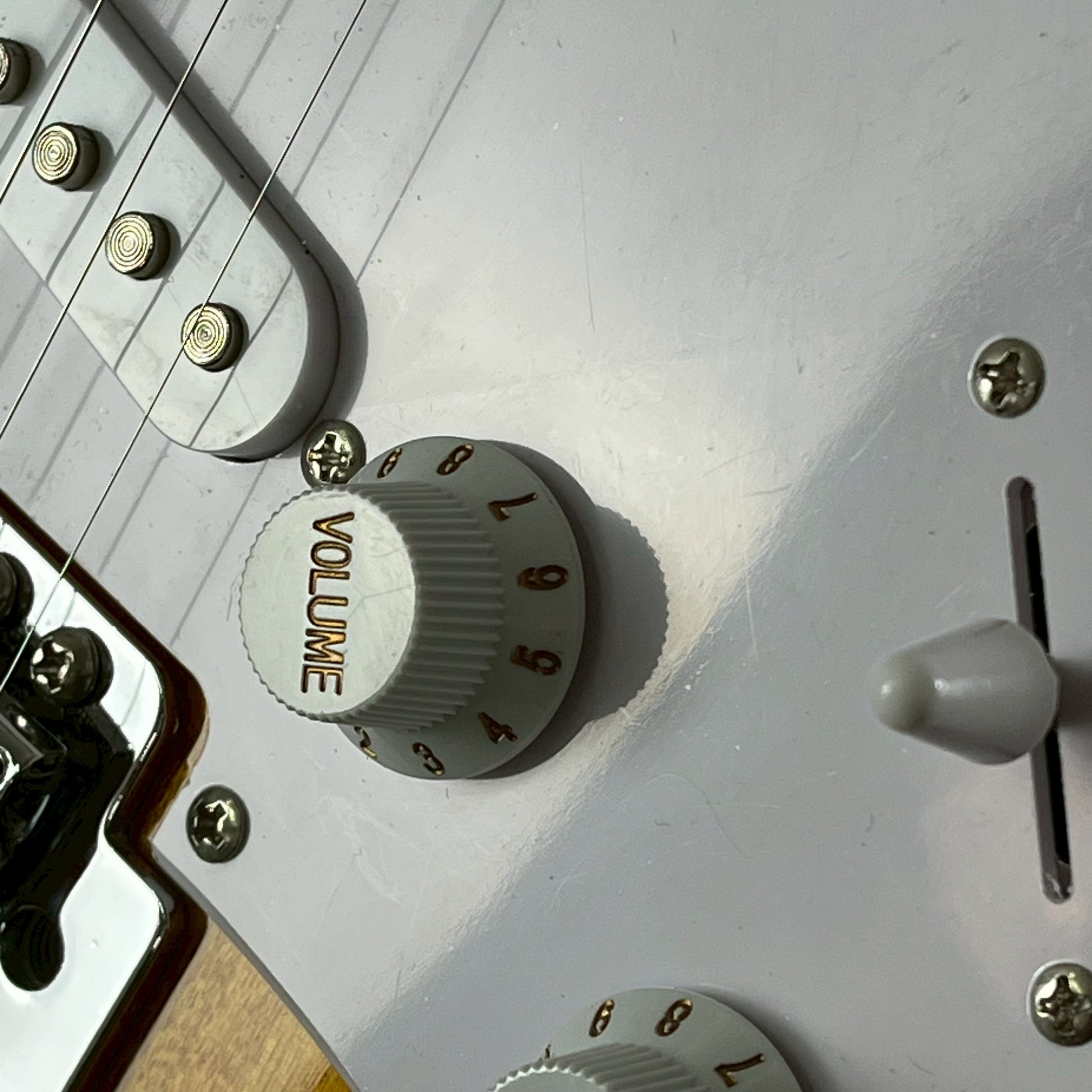 Squier Sonic Stratocaster 2TS 2025