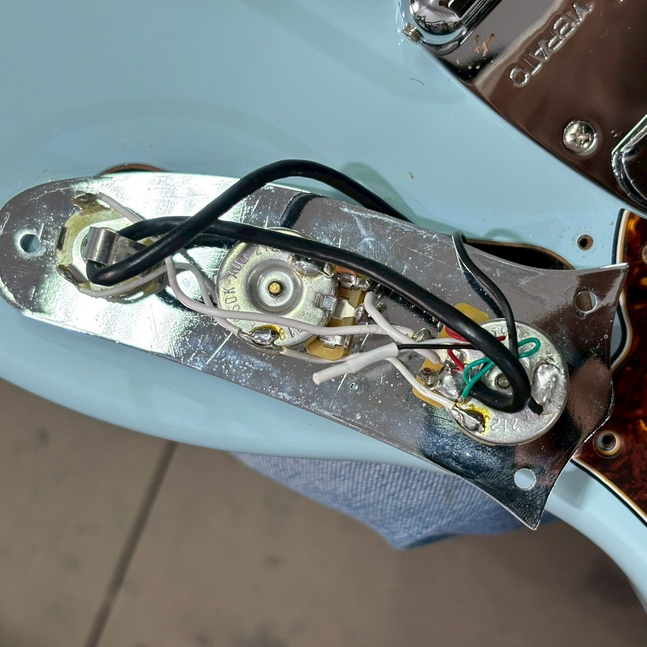 Fender Jag-Stang Kurt Cobain * PU MOD *