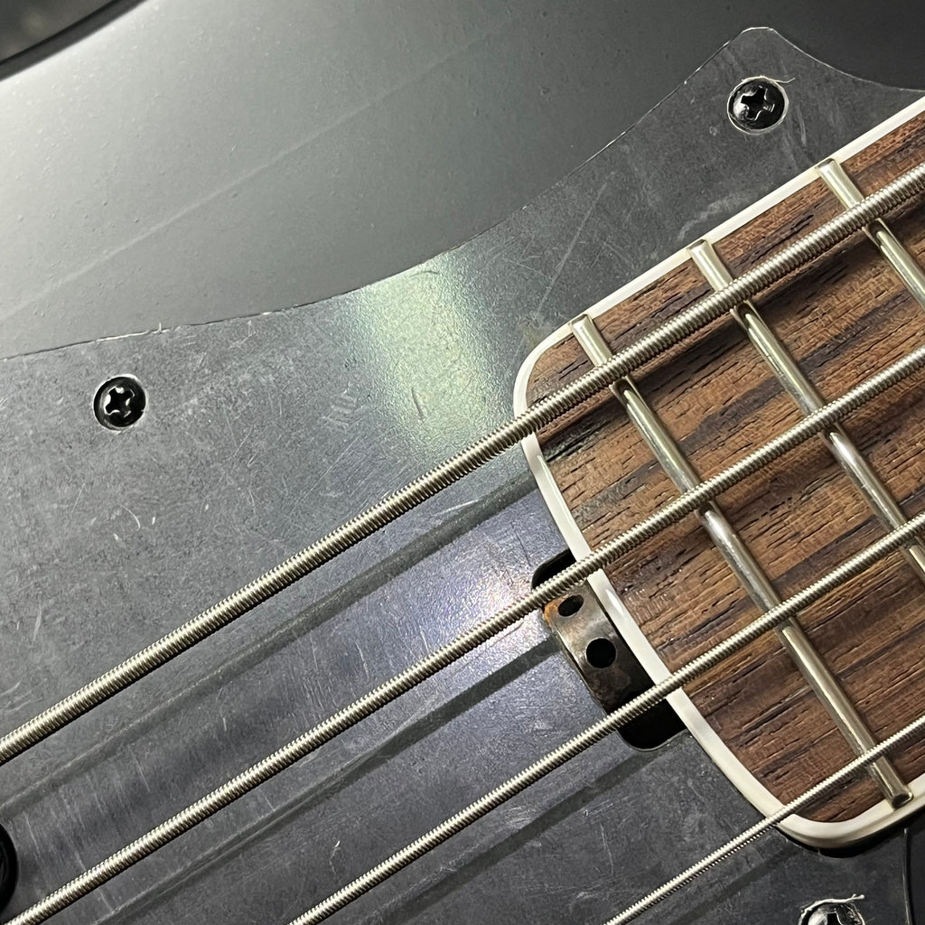 GrassRoots G-Amaze Bass