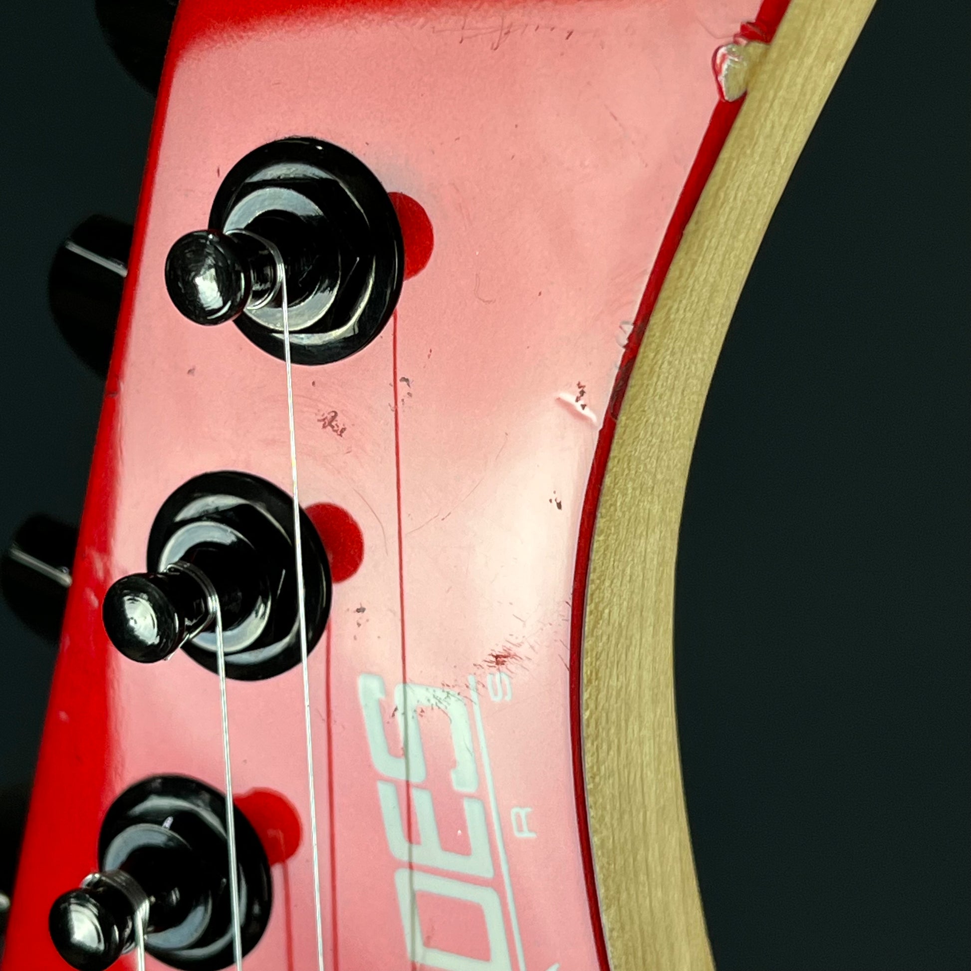Fernandes FR-40