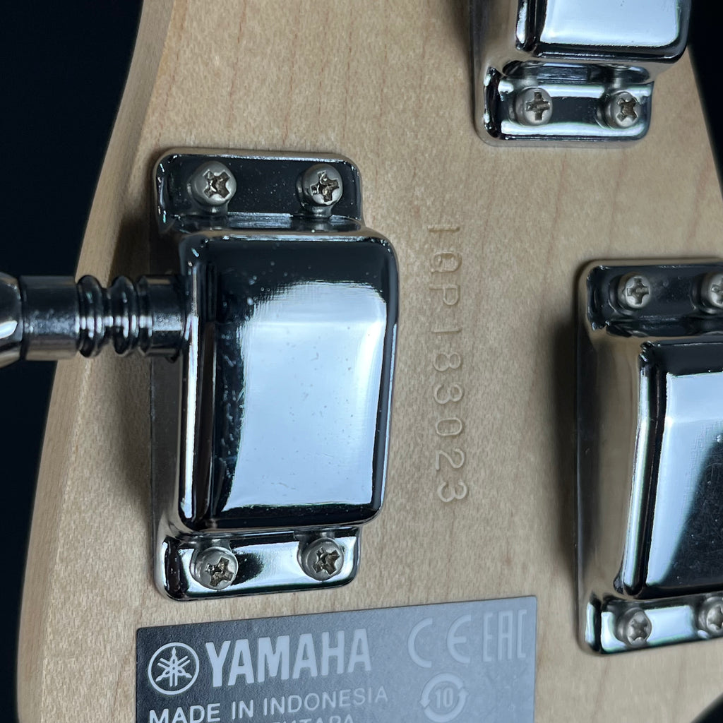 YAMAHA TRBX174 Bass