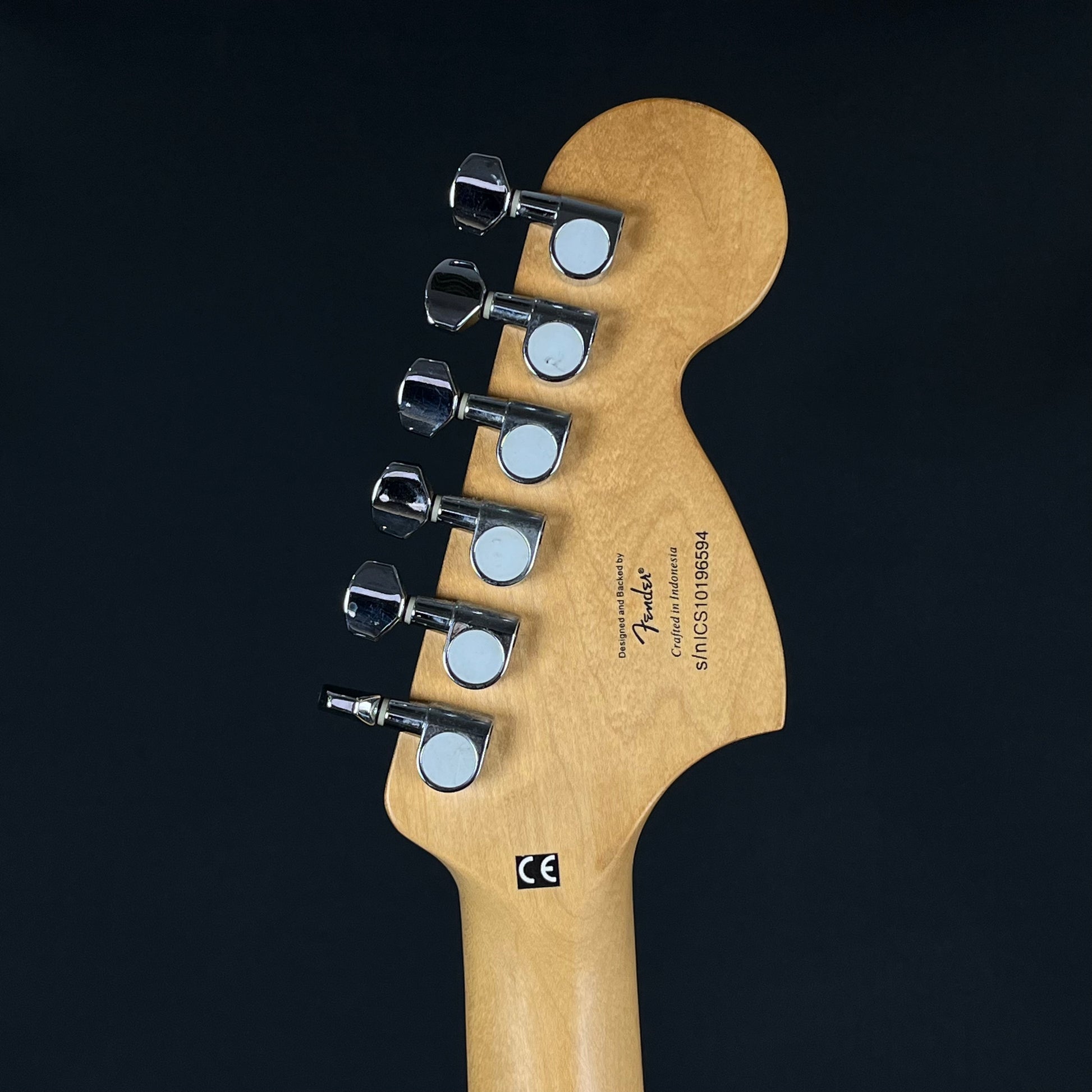 Squier Standard Stratocaster Left-Hand ** Body Crack **