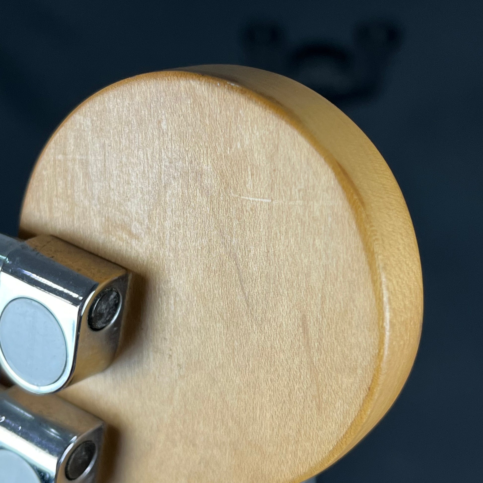 Squier Standard Stratocaster Left-Hand ** Body Crack **
