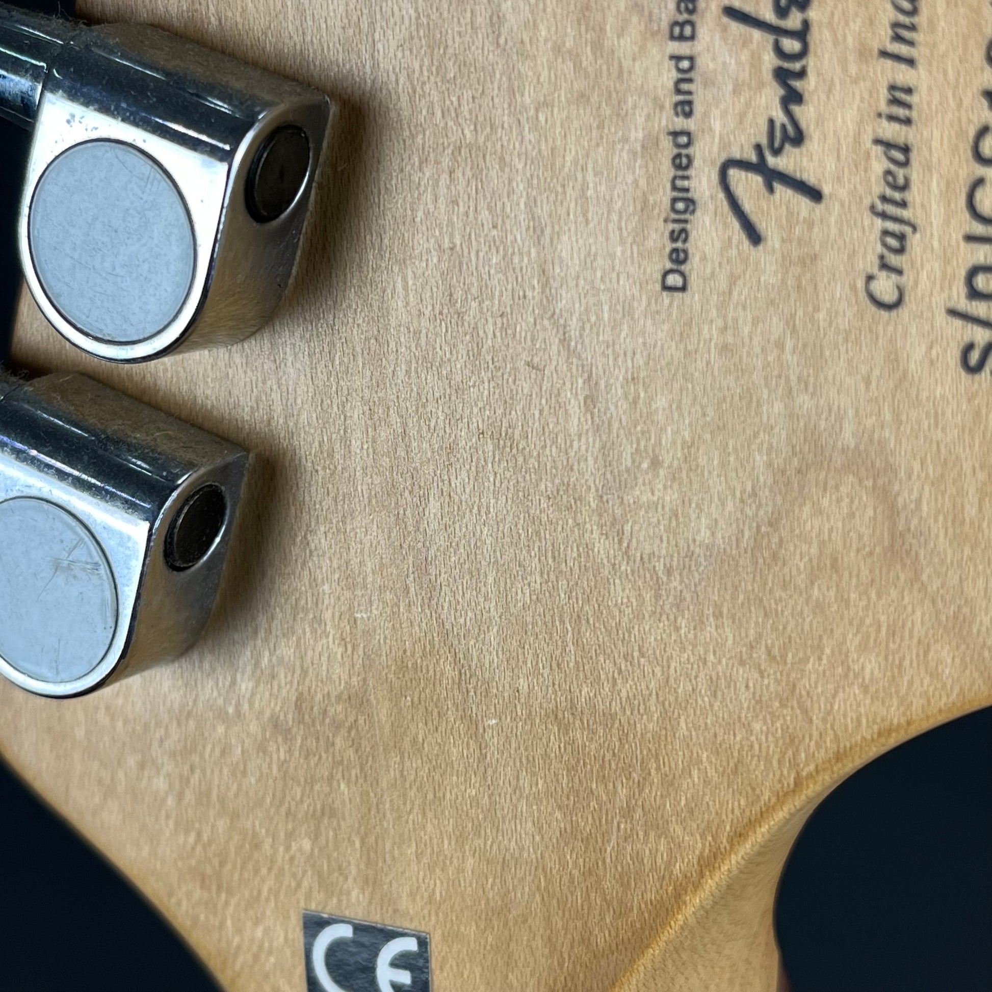 Squier Standard Stratocaster Left-Hand ** Body Crack **