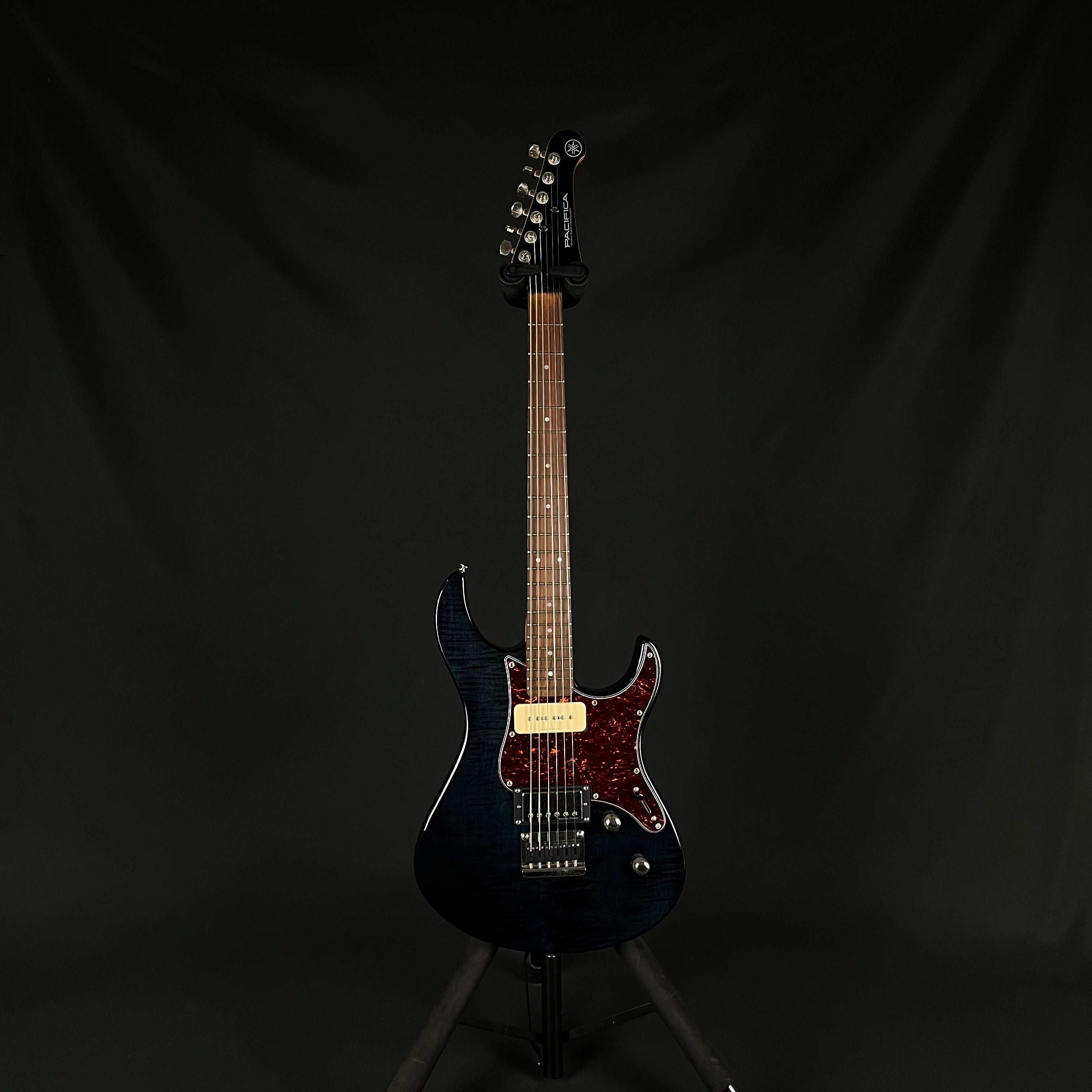 YAMAHA PAC611HFM