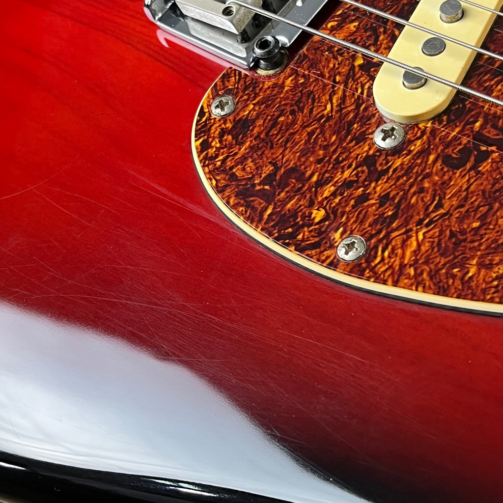 Squier Standard Stratocaster Left-Hand ** Body Crack **
