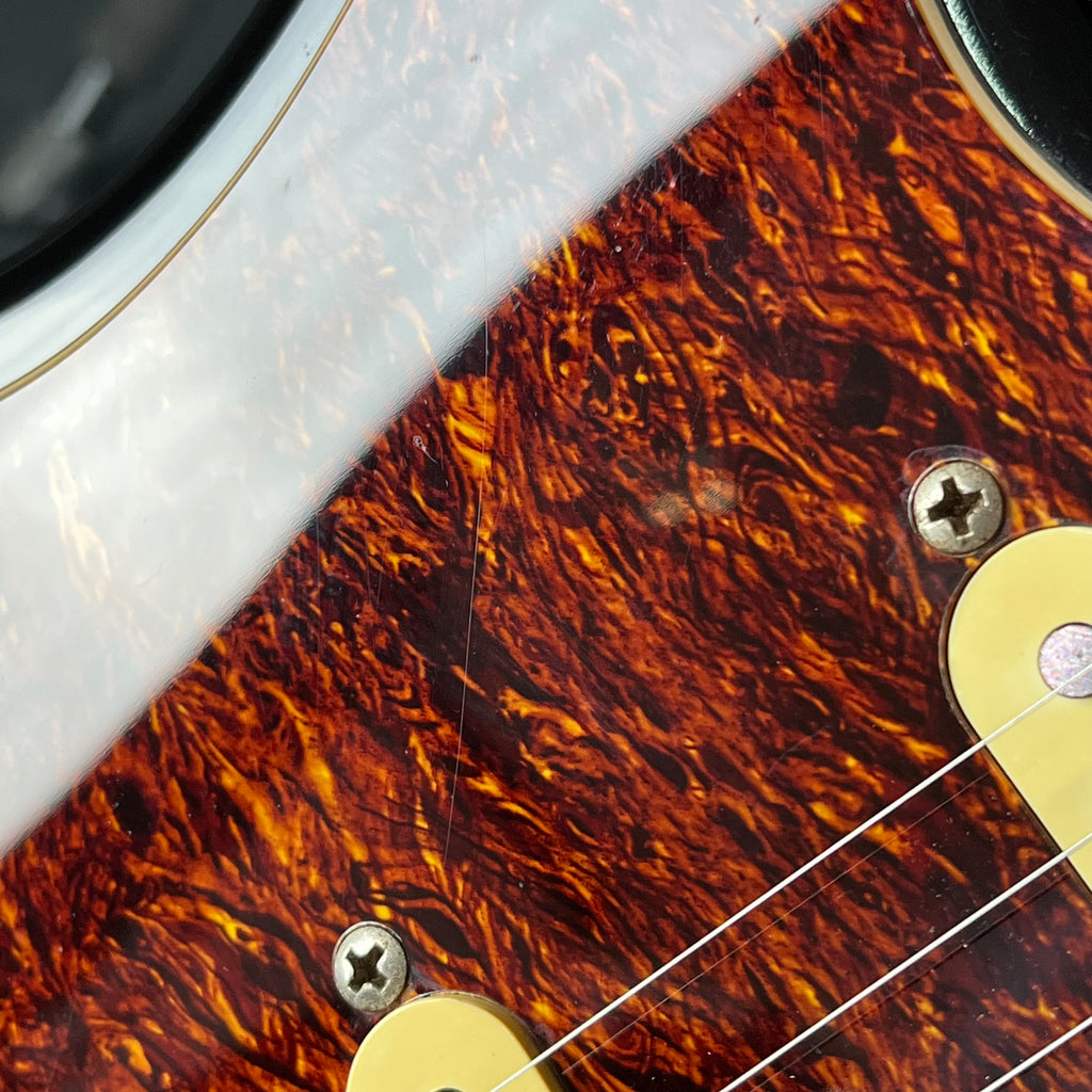 Squier Standard Stratocaster Left-Hand ** Body Crack **