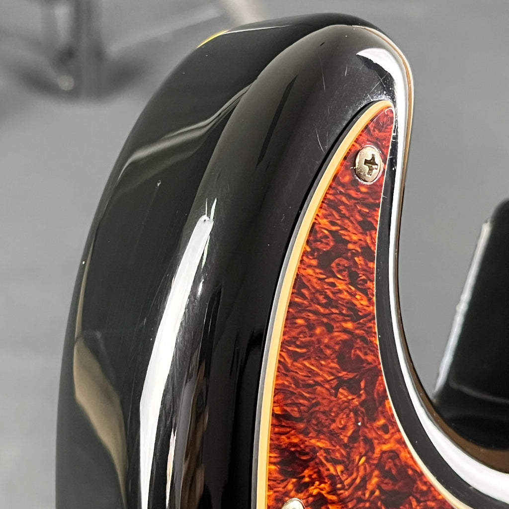 Squier Standard Stratocaster Left-Hand ** Body Crack **