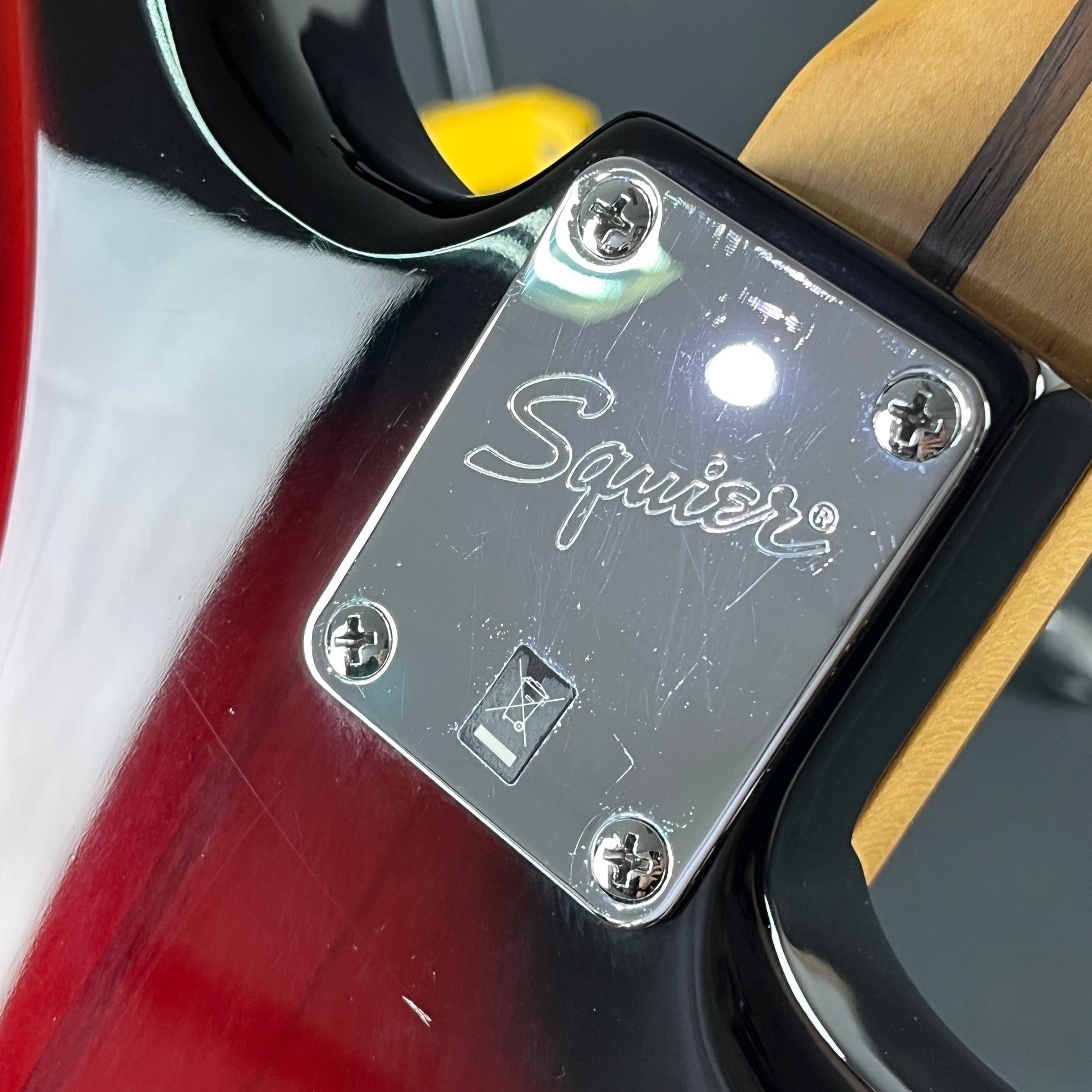 Squier Standard Stratocaster Left-Hand ** Body Crack **