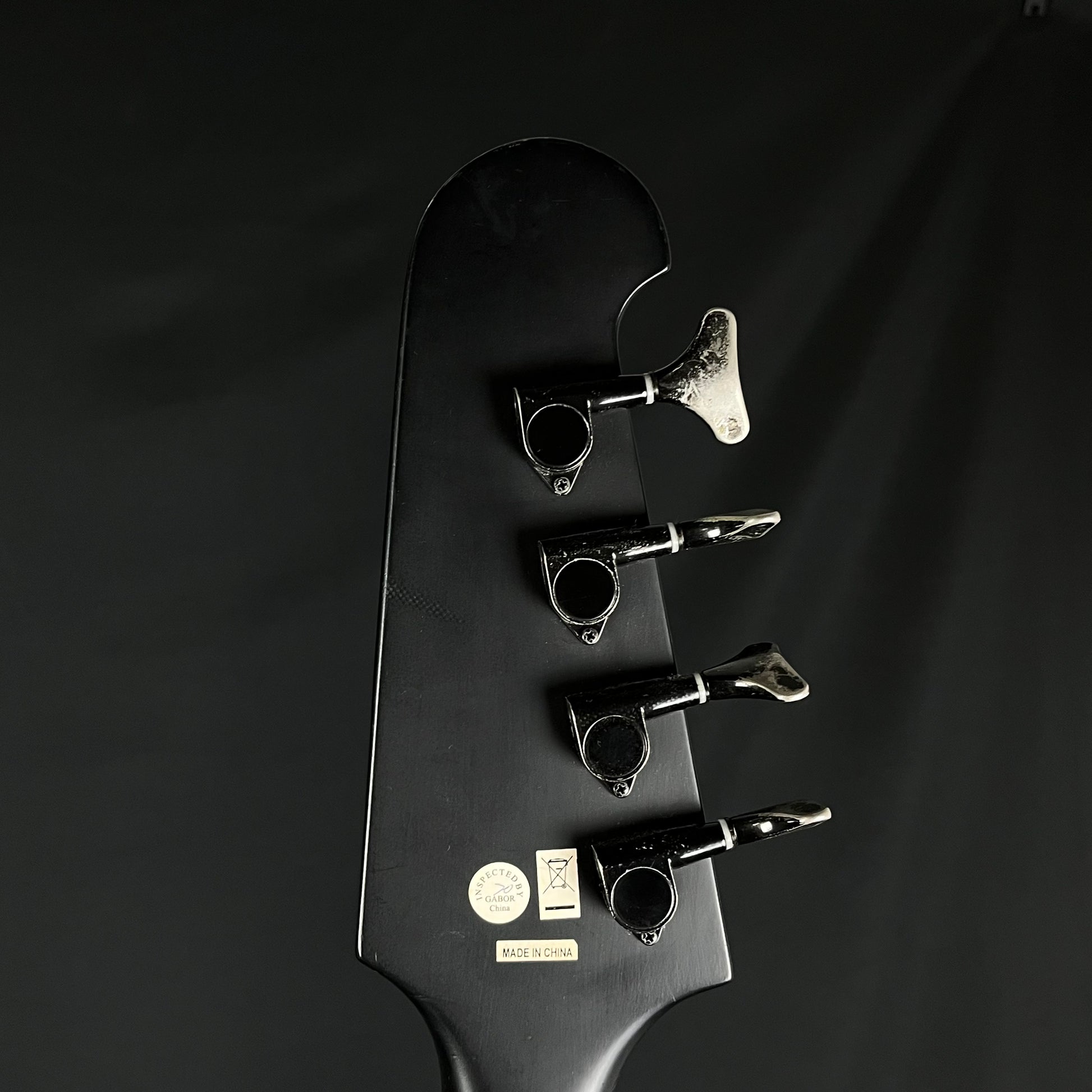 Epiphone Goth Thunderbird IV Bass