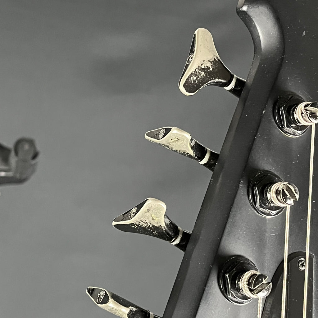 Epiphone Goth Thunderbird IV Bass