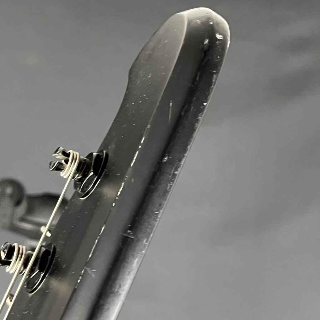 Epiphone Goth Thunderbird IV Bass