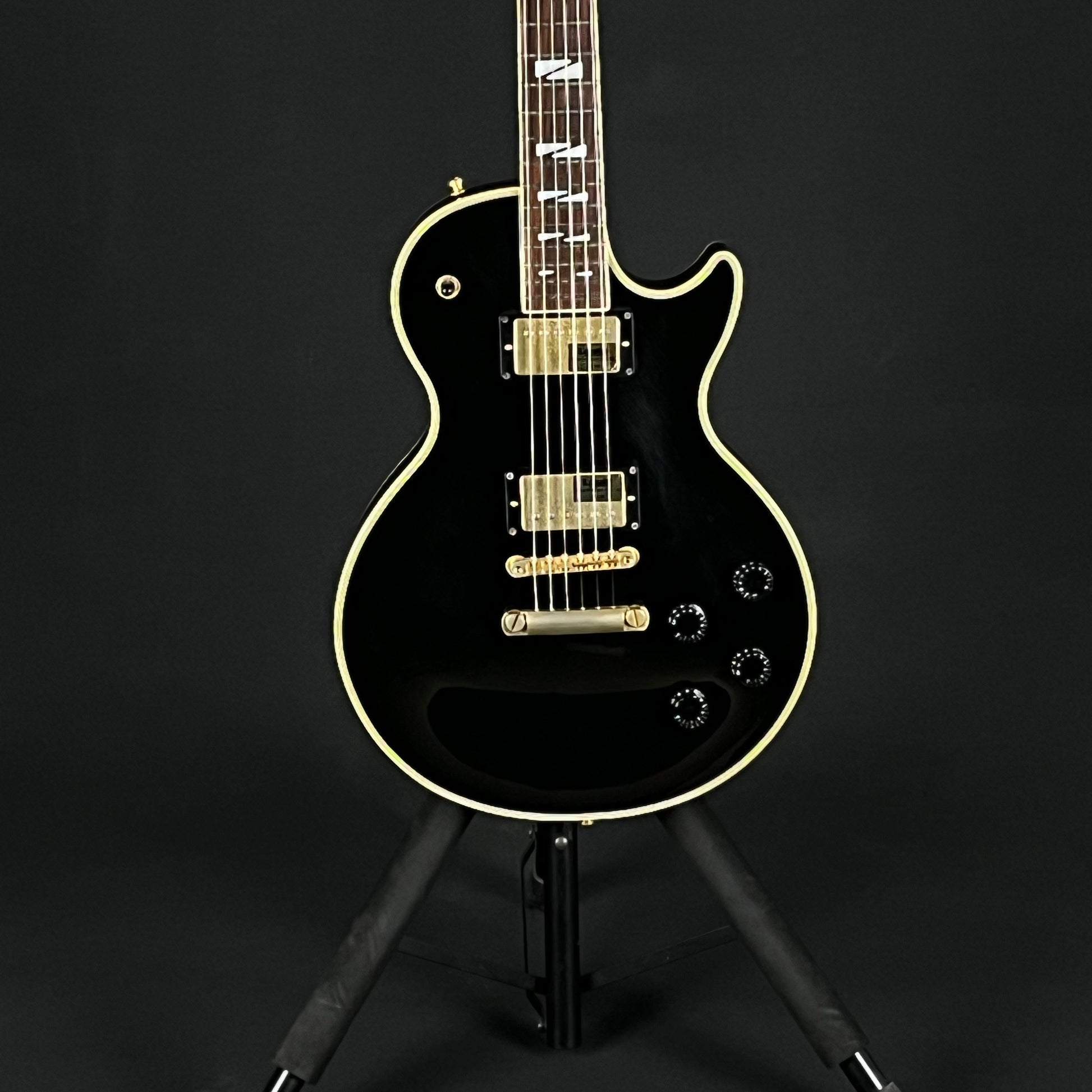HISTORY Japan Les Paul Custom