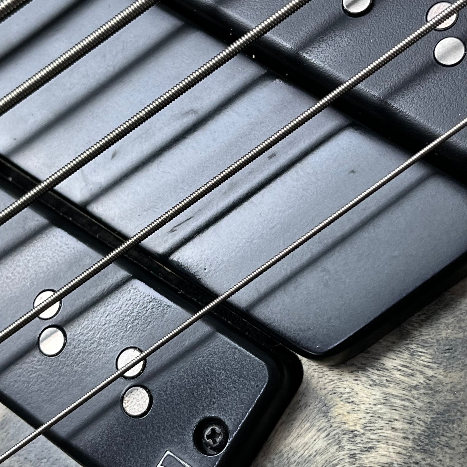 Ibanez EHB1506MS-BIF 2020