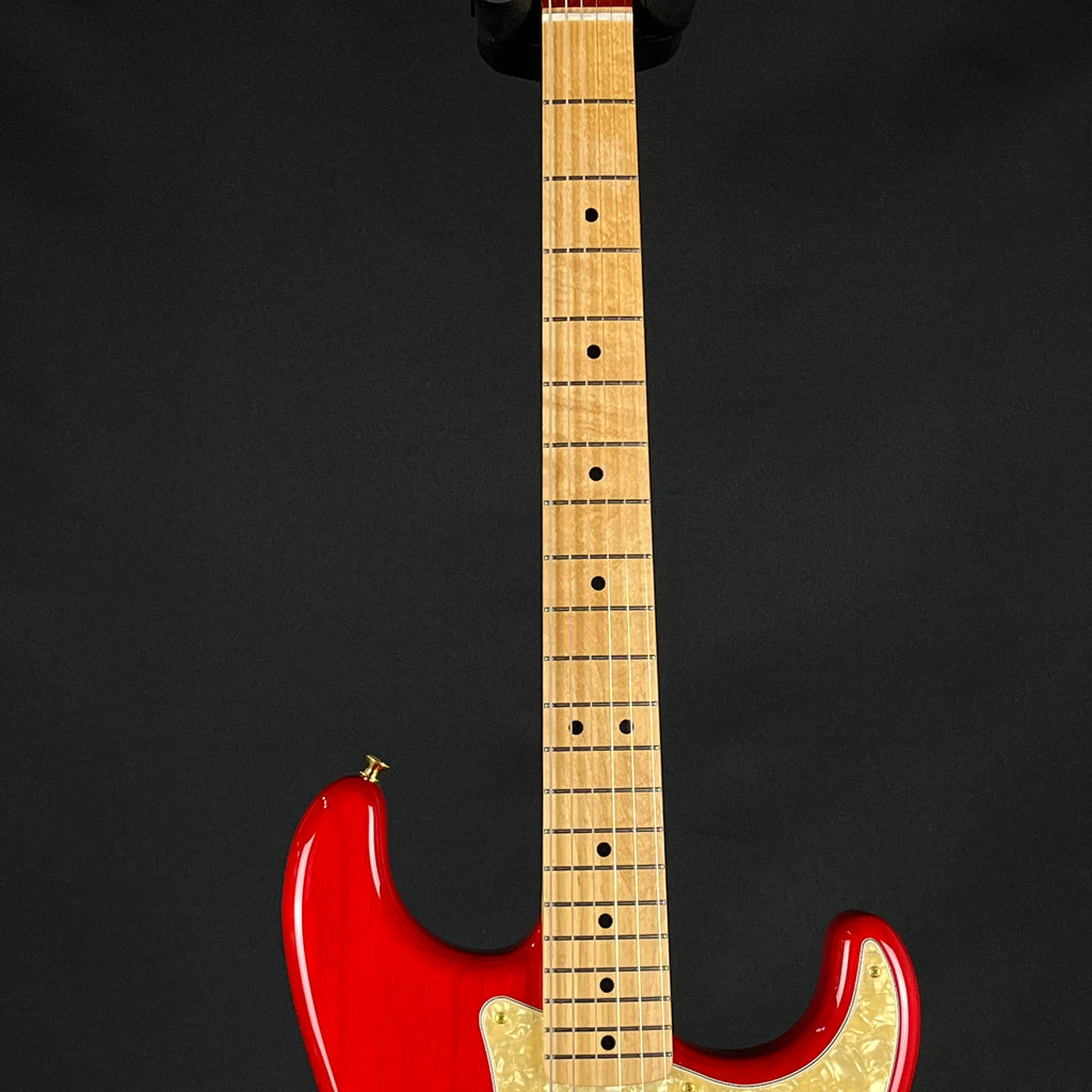 Fender Japan SCANDAL MAMI STRAT RED Stratocaster