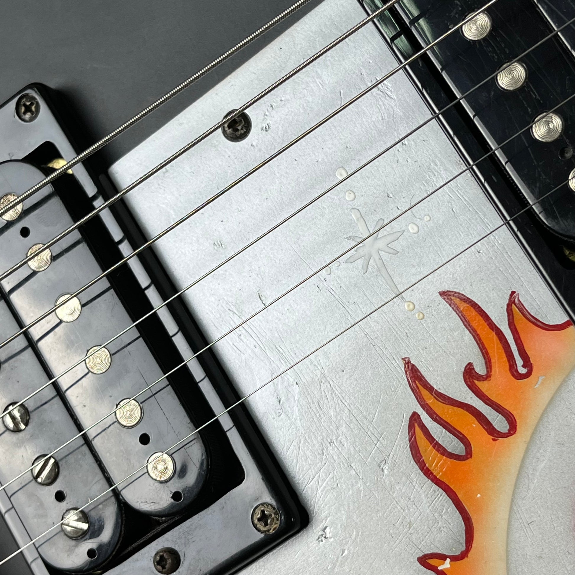 Epiphone 1958 Goth Explorer