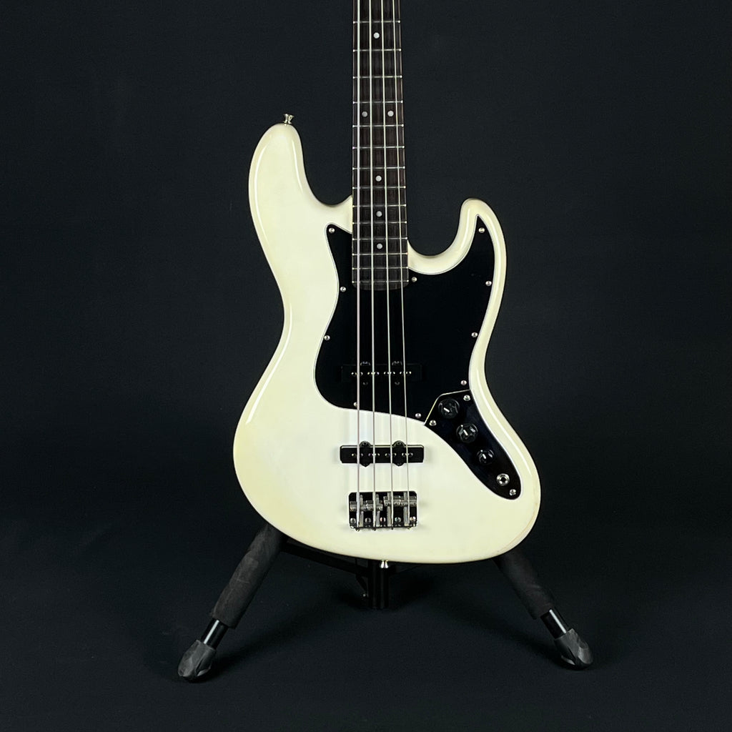Bacchus Universe Series Jazz Bass