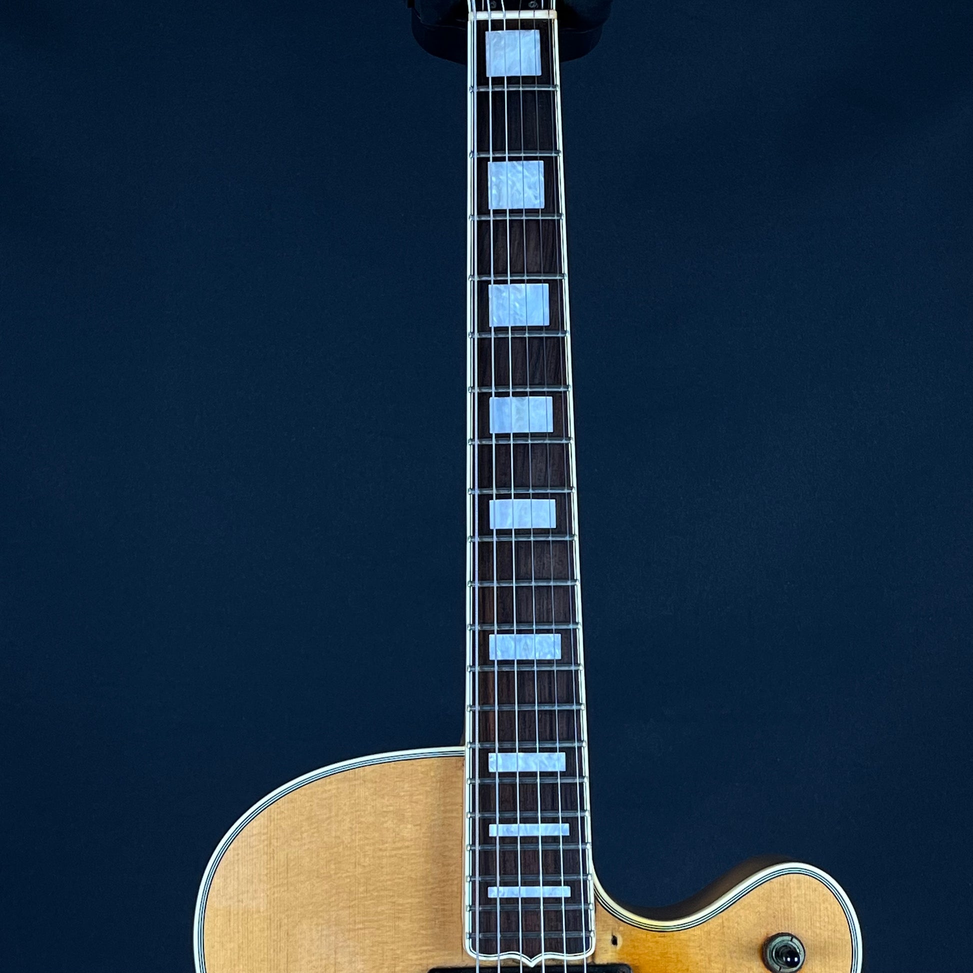 Epiphone EMPEROR