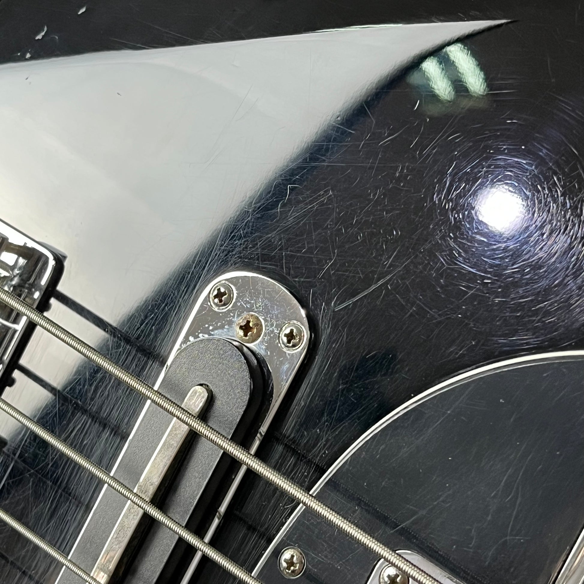 YAMAHA BB424X Bass