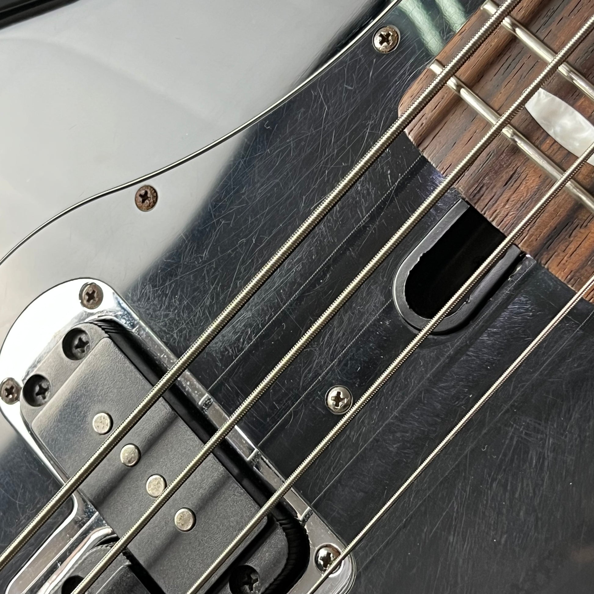YAMAHA BB424X Bass