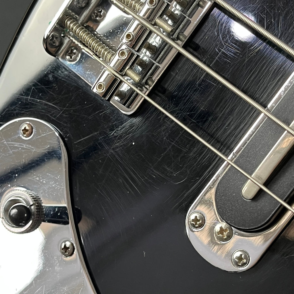 YAMAHA BB424X Bass