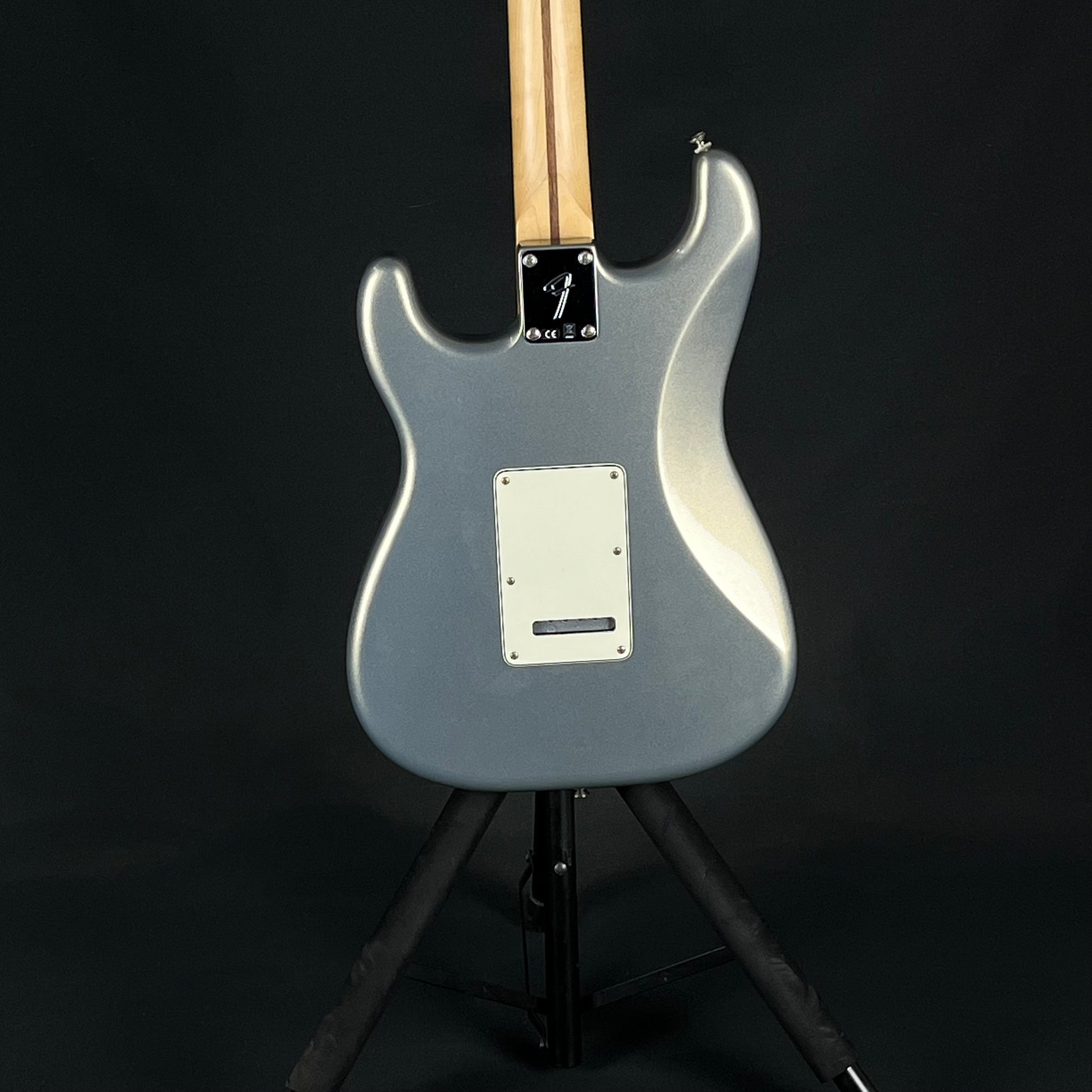 Fender Player Stratocaster HSS SILVER MN