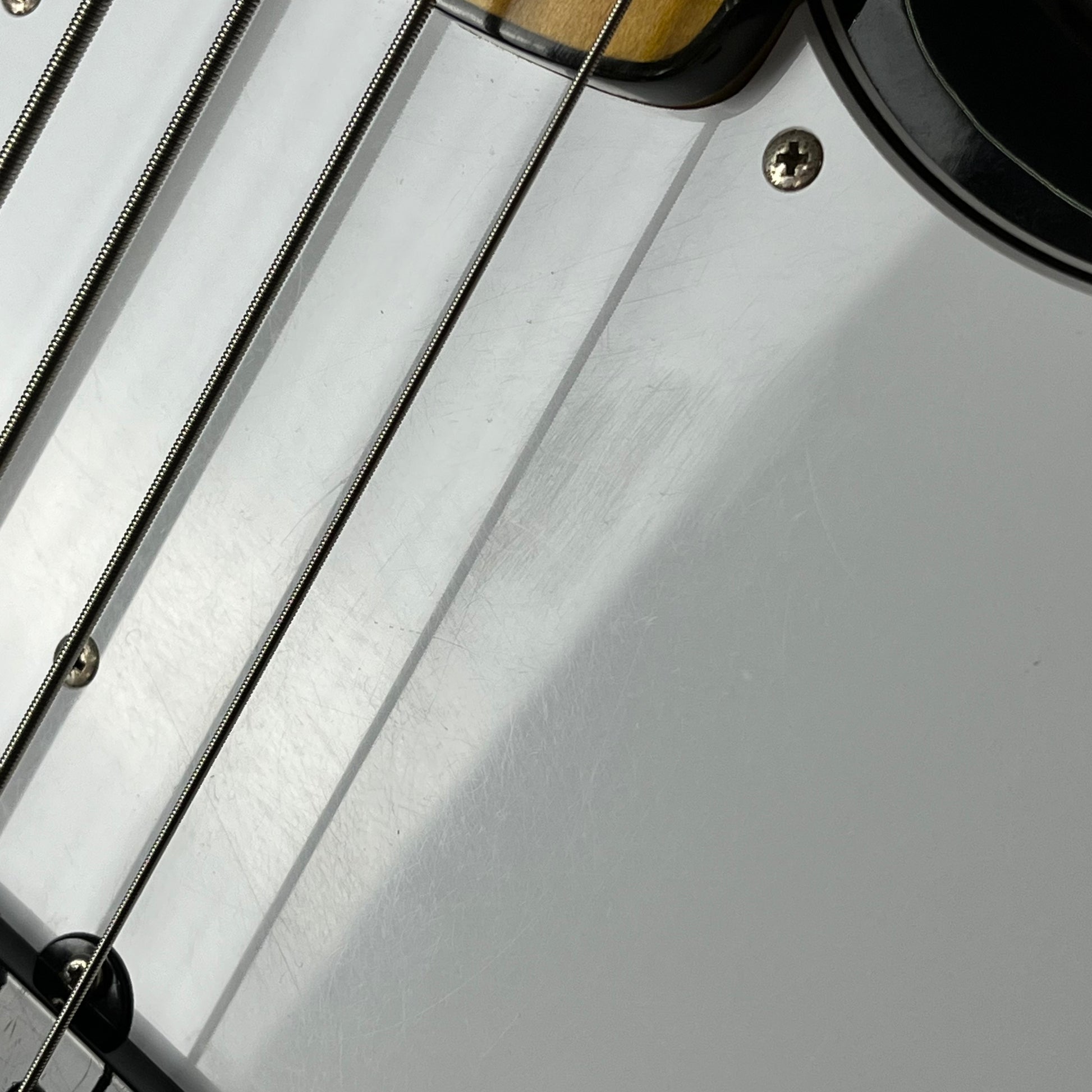 EDWARDS E-JB-103M/LT Bass