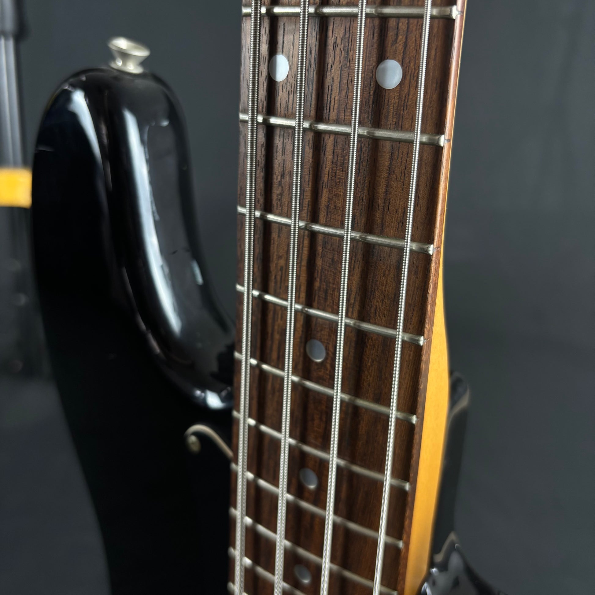 Squier Precision Bass