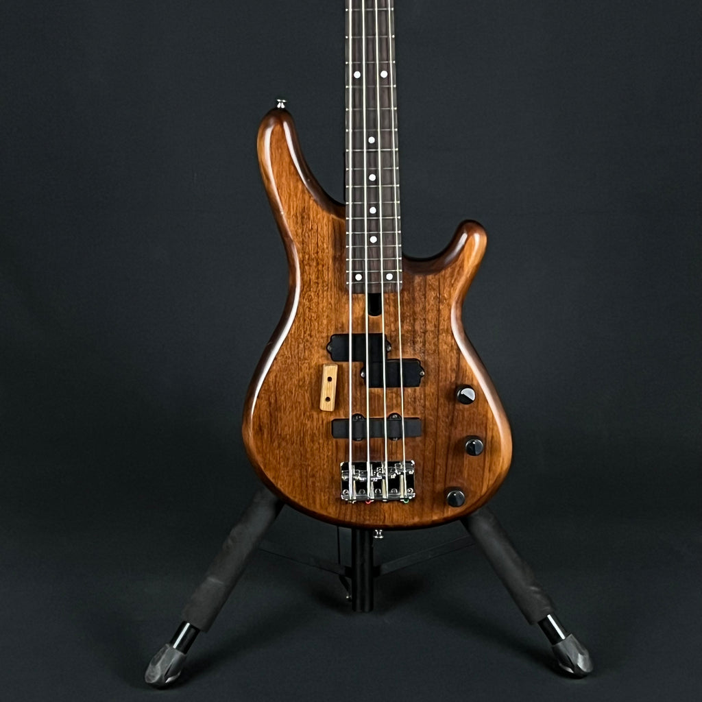 YAMAHA MB40 Bass