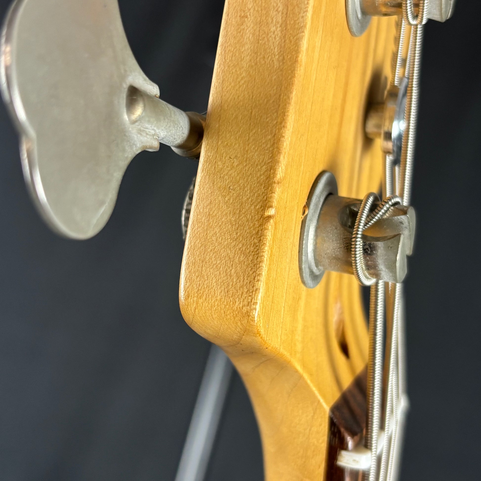 Squier Precision Bass