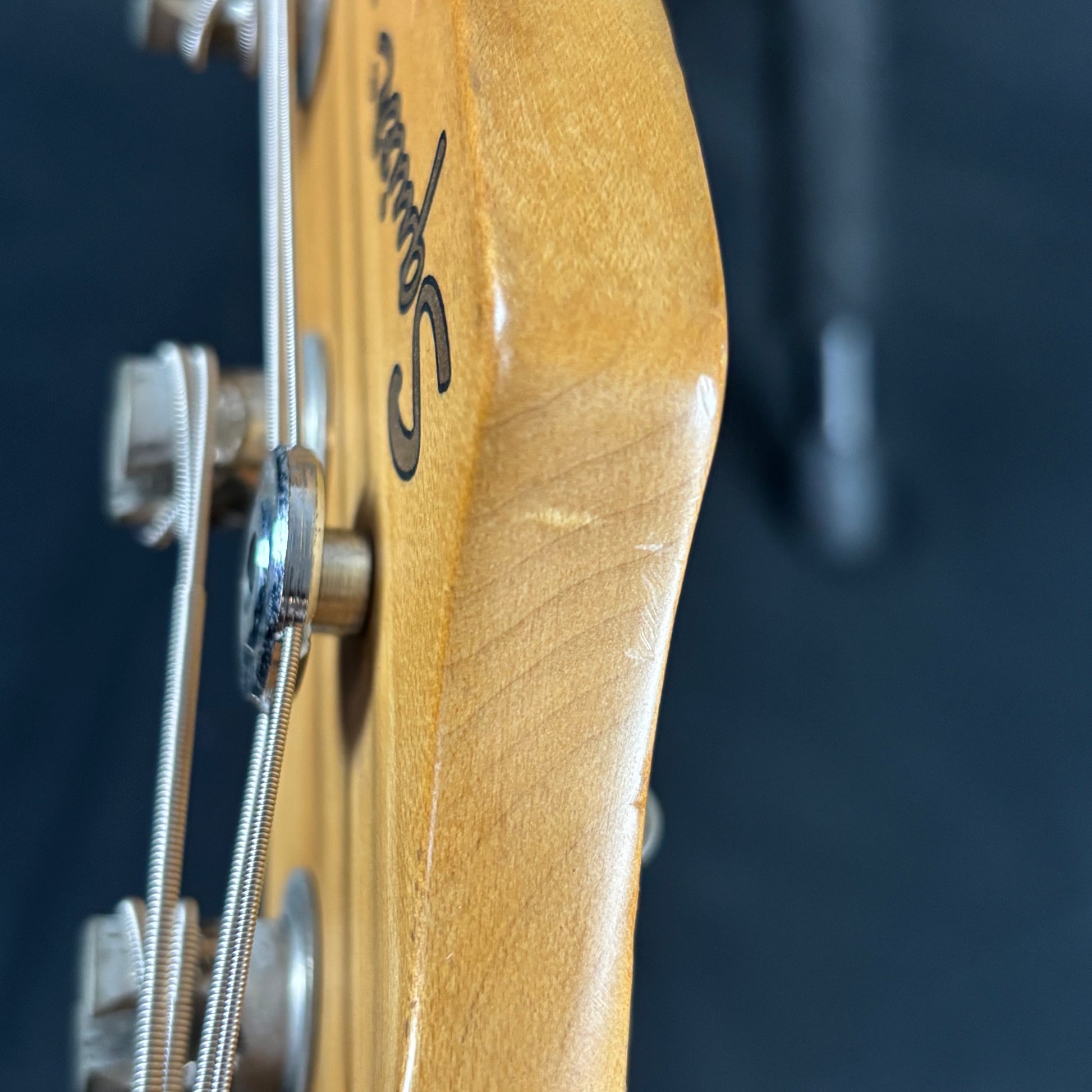 Squier Precision Bass