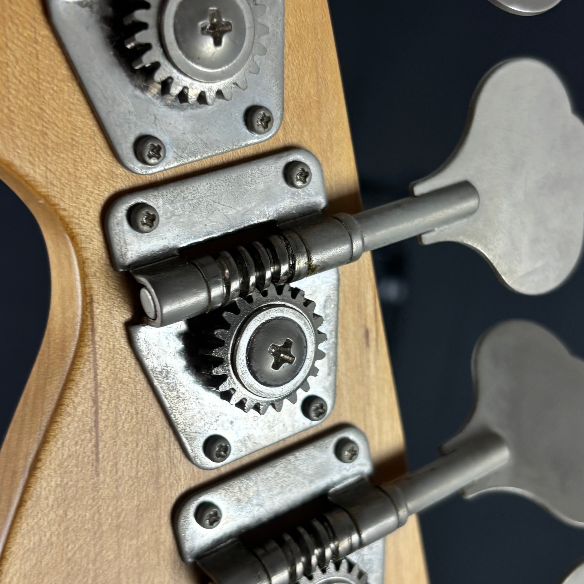 Squier Precision Bass