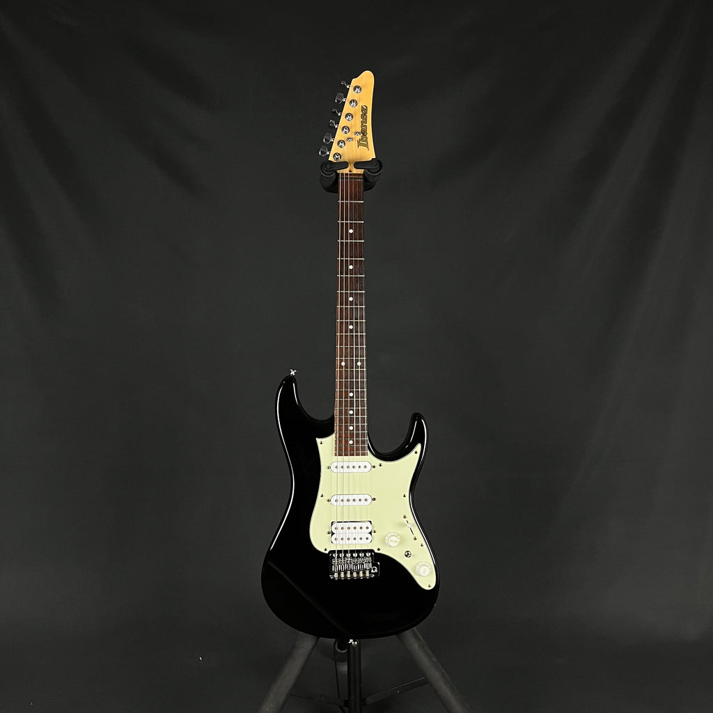 Ibanez AZES40