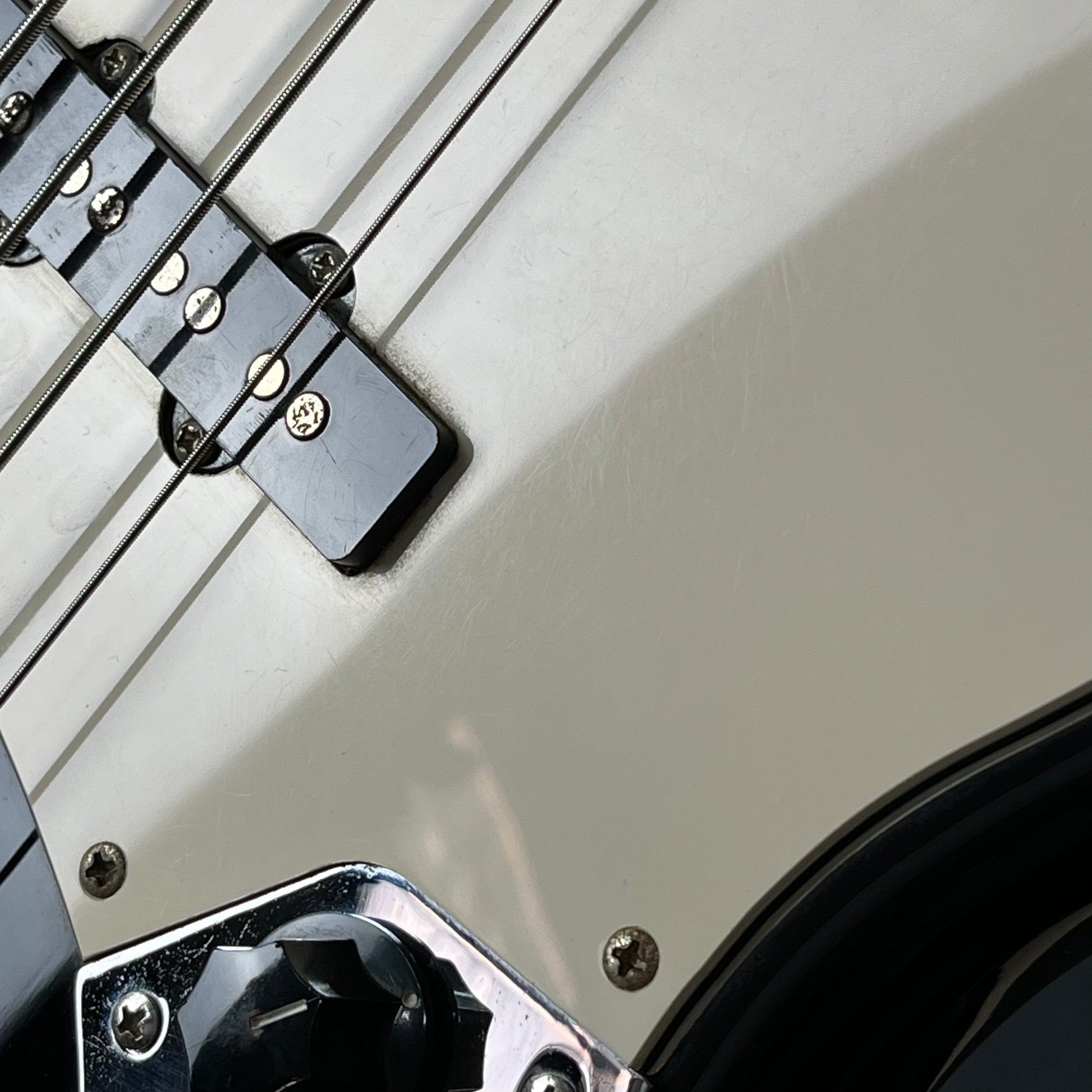 Squier Affinity Jazz Bass