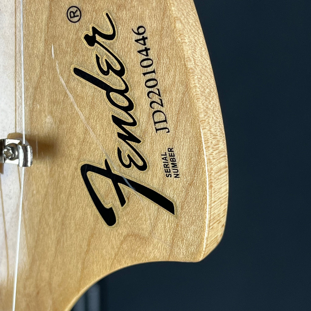 Fender Japan LTD International Color Stratocaster